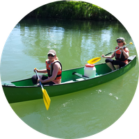 Canoe dans le marais poitevin